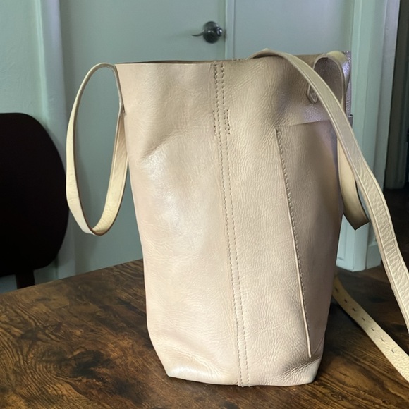 Madewell Medium Transport Leather Tote - Picture 3 of 11